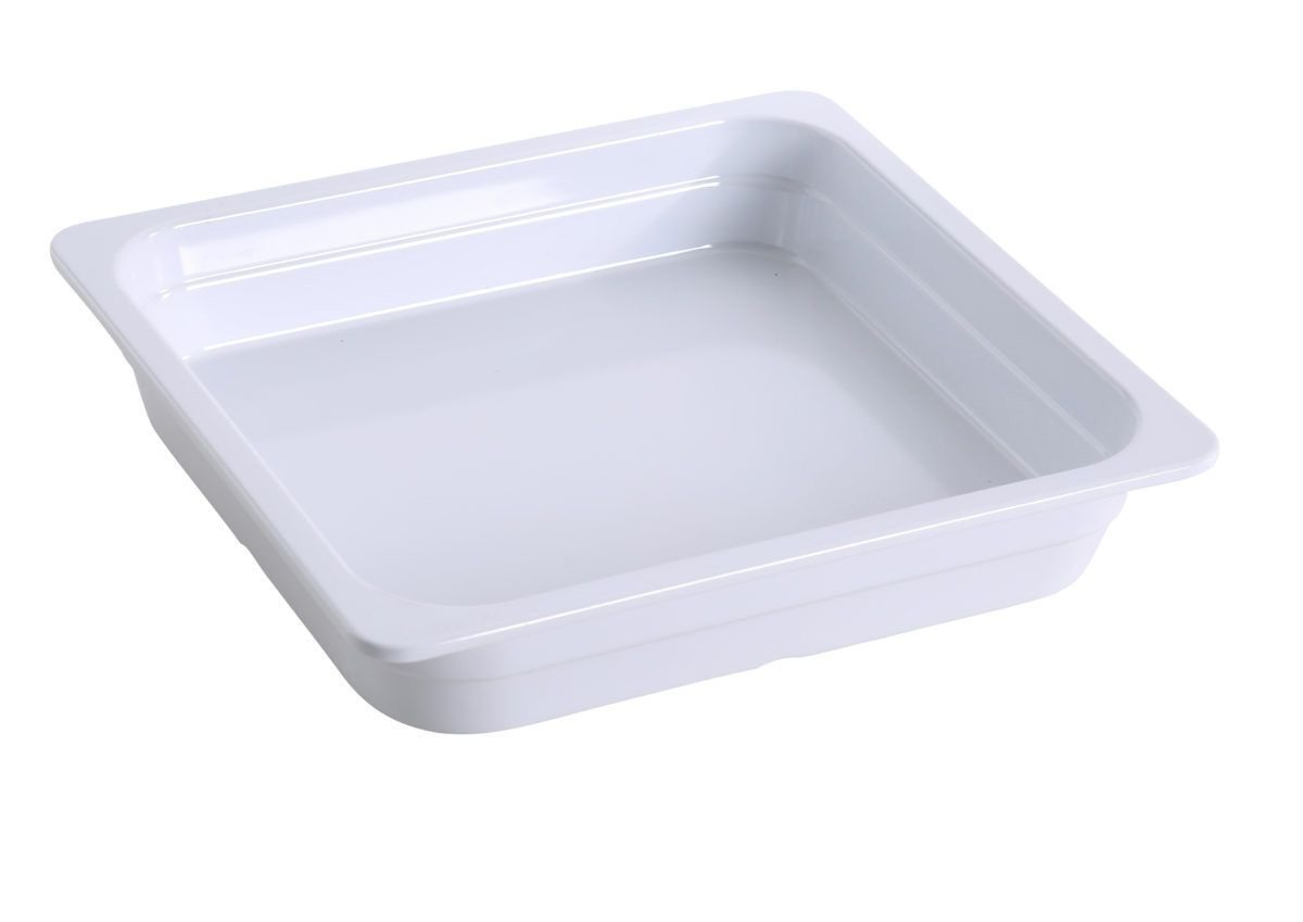 Yanco Pan GN-313 6/Pcs is an affordable and reliable addition to your tableware collection. These pans are made from high-quality melamine material, that makes its dinnerware look like ceramics. These GN collection pans are commonly used for preparing and serving big portions of a variety of dishes like lasagna, cheese or egg dishes, macaroni and cheese, and other food. These pans would be perfect for your fine-dining restaurant, catered events, outdoor dining area or even hotels.