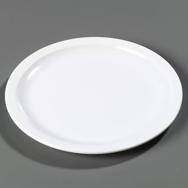 Serve meals with confidence using the KL20002 White Melamine Dinner Plate. This 9 Inch break resistant plate is ideal for restaurants, cafeterias, healthcare facilities, catering services, and home dining.
