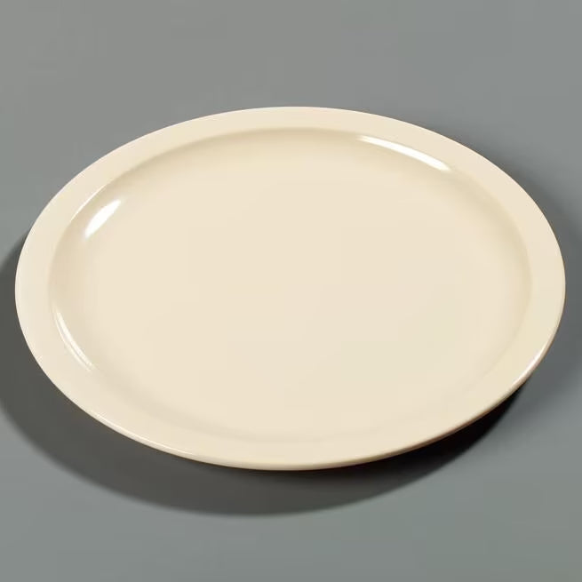 Serve meals with confidence using the KL20025 Tan Melamine Dinner Plate. This 9 Inch break resistant plate is ideal for restaurants, cafeterias, healthcare facilities, catering services, and home dining.