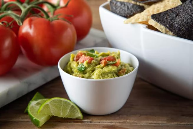 Serve soups, broths, and side dishes with confidence using the KL35002 White Melamine Bouillon Cup Bowl. This 8 oz break resistant bowl is ideal for restaurants, cafeterias, catering services, and home dining.