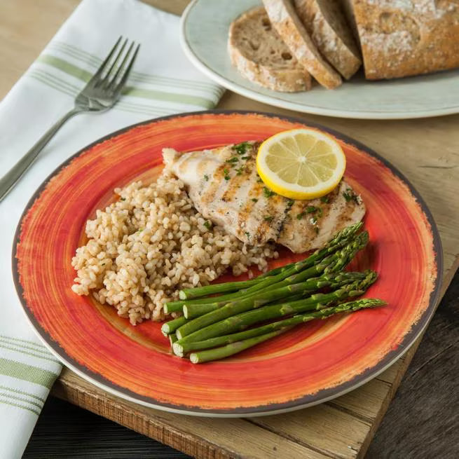 Serve meals in style with the 5400152 Fireball Melamine Dinner Plate. This 11 Inch break resistant plate features a rustic pottery inspired design, making it ideal for restaurants, catering, buffets, outdoor dining, and home use.