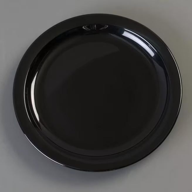 7.25" Black Melamine Sandwich Plate with break-resistant, stain-resistant, dishwasher-safe construction. Ideal for cafés, restaurants, catering, and home dining.