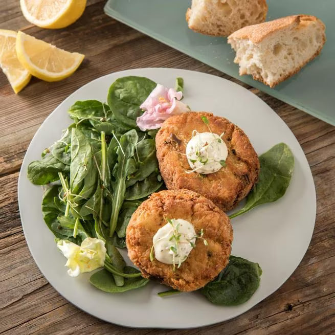 9 Inch Cement Ridge Melamine Rimless Plate with a premium matte finish and seamless rimless design. Commercial grade, shatter resistant dinnerware for restaurants, cafes, catering, and home dining.