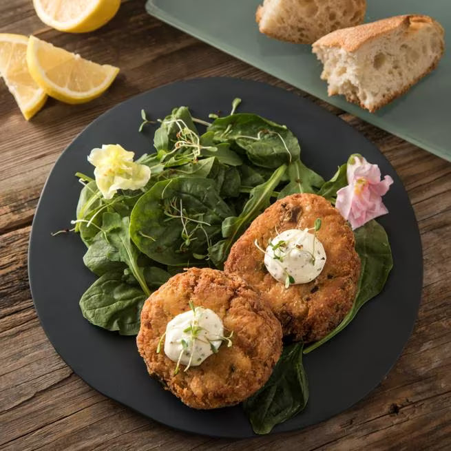 9 Inch Slate Ridge Melamine Rimless Plate with a premium matte finish and seamless rimless design. Commercial grade, shatter resistant dinnerware for restaurants, cafes, catering, and home dining.