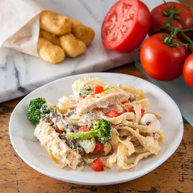 9 Inch Marble Ridge Melamine Salad Plate with a premium matte finish and commercial grade durability. Shatter resistant dinnerware ideal for restaurants, cafes, catering, and home dining.
