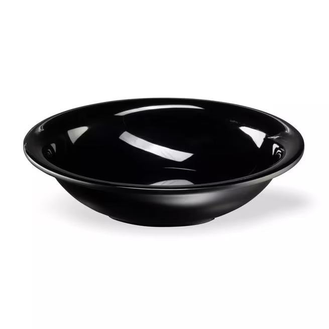 16 oz Black Sierrus Melamine Rimmed Bowl with commercial grade durability, shatter resistant construction and temperature insulated design. Perfect for soups, salads, pasta and foodservice applications.