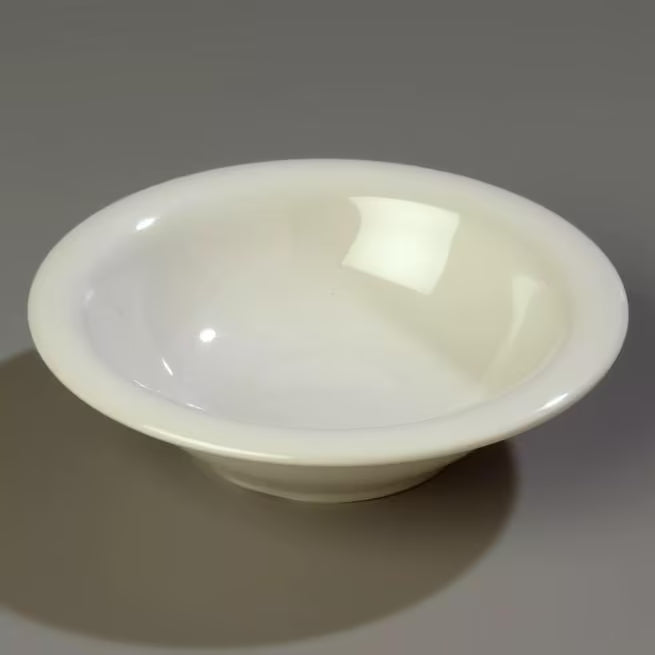 4.5 oz Bone Sierrus Melamine Rimmed Fruit Bowl with commercial grade durability, shatter resistant construction and temperature insulated design. Ideal for fruit, yogurt, desserts, snacks and foodservice applications.