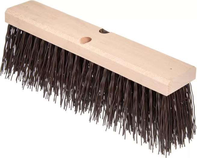 Shop the Flo-Pac 18 Inch Brown Heavy Polypropylene Sweep with durable crimped polypropylene bristles. Ideal for street crews, construction sites and heavy-duty commercial and industrial cleaning.