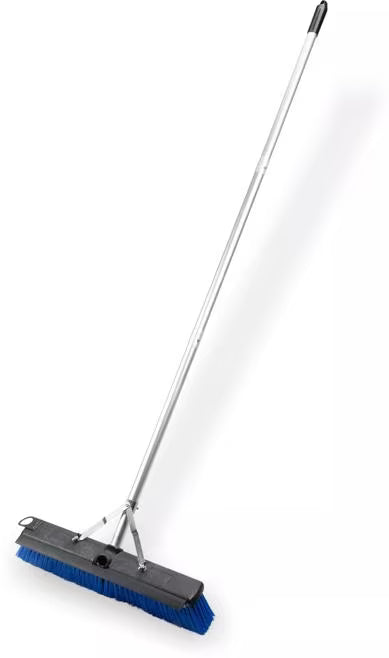 Shop the Flo-Pac Sweep Complete™ 18 Inch Floor Sweep with integrated squeegee, dual-fill bristles and a 60 inch aluminum handle. Ideal for wet and dry commercial cleaning applications.