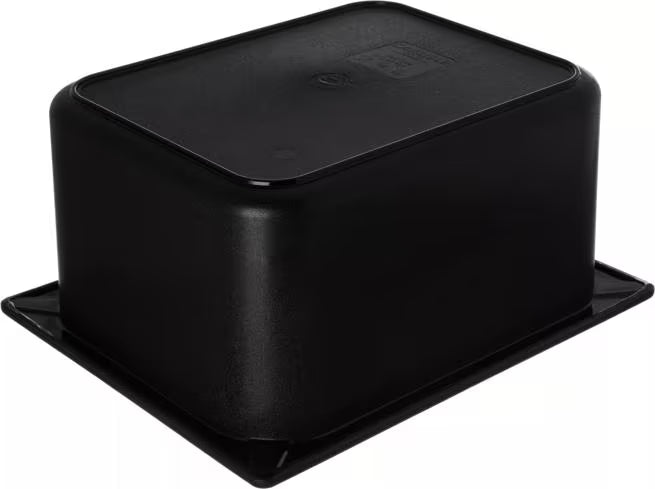 Keep cold foods safely chilled with the Half Size Black Coldmaster Food Pan 6 Quart CM110103. This insulated gel filled food pan maintains temperatures for up to 8 hours without ice and is ideal for restaurants, buffets, catering operations, and commercial kitchens.