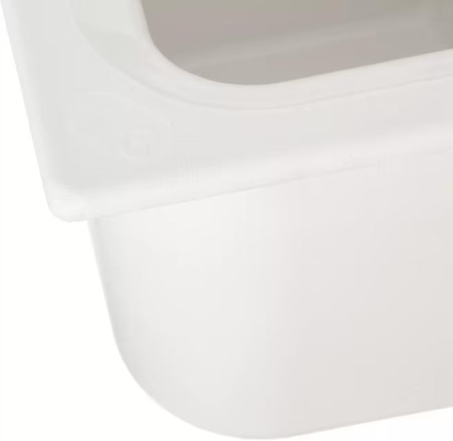 Keep cold foods safely chilled with the One Third Size White Coldmaster Food Pan 3.5 Quart CM110202. This insulated gel filled food pan maintains temperatures for up to 8 hours without ice and is ideal for restaurants, buffets, catering operations, salad bars, and commercial kitchens.