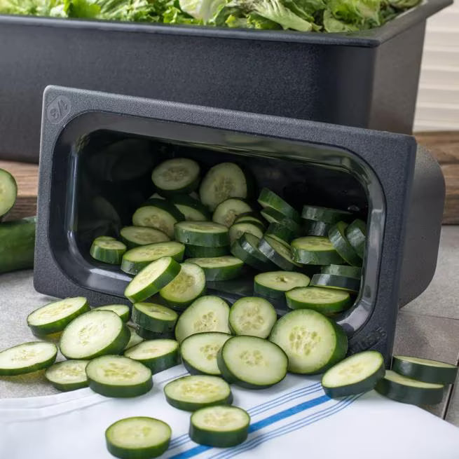 Keep cold foods safely chilled with the One Third Size Black Coldmaster Food Pan 3.5 Quart CM110203. This insulated gel filled food pan maintains temperatures for up to 8 hours without ice and is ideal for restaurants, buffets, catering operations, salad bars, and commercial kitchens.