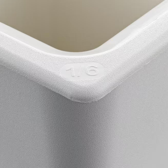 Keep cold foods safely chilled with the One Sixth Size White Coldmaster Deep Food Pan 1 Quart CM110402. This insulated gel filled food pan maintains temperatures for up to 8 hours without ice and is ideal for condiments, toppings, sauces, salad bars, restaurants, buffets, and commercial kitchens.