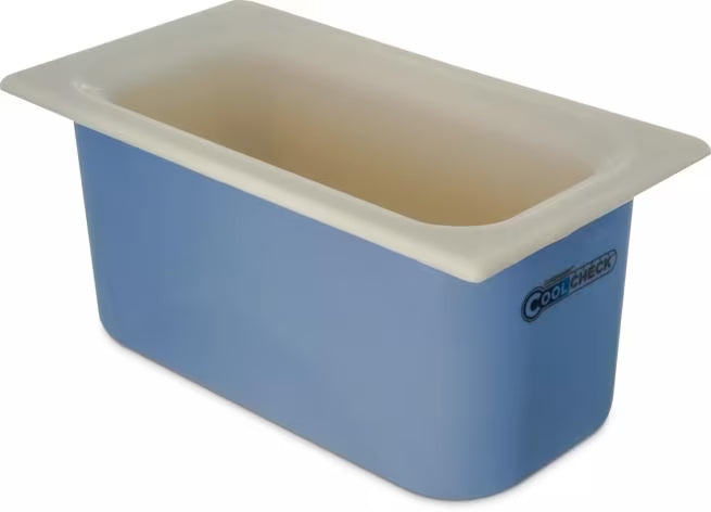 Monitor cold food temperatures with the 4 Quart White Blue Coldmaster CoolCheck Third Size Food Pan CM1102C1402. CoolCheck technology provides a visual temperature indicator while refrigerant gel keeps food at or below 40°F for up to 8 hours.