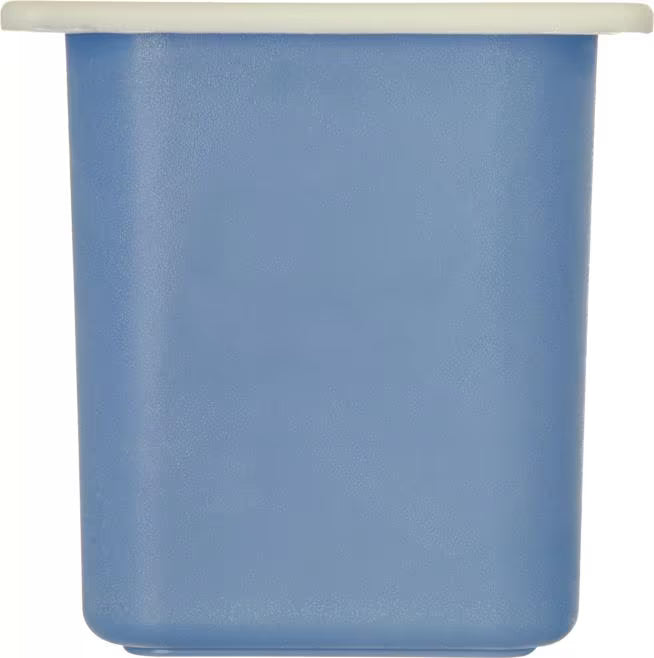 Monitor cold food temperatures with the 1.7 Quart White Blue Coldmaster CoolCheck Sixth Size High Capacity Food Pan CM1105C1402. CoolCheck technology visually indicates temperature changes while refrigerant gel keeps food at or below 40°F for up to 8 hours.