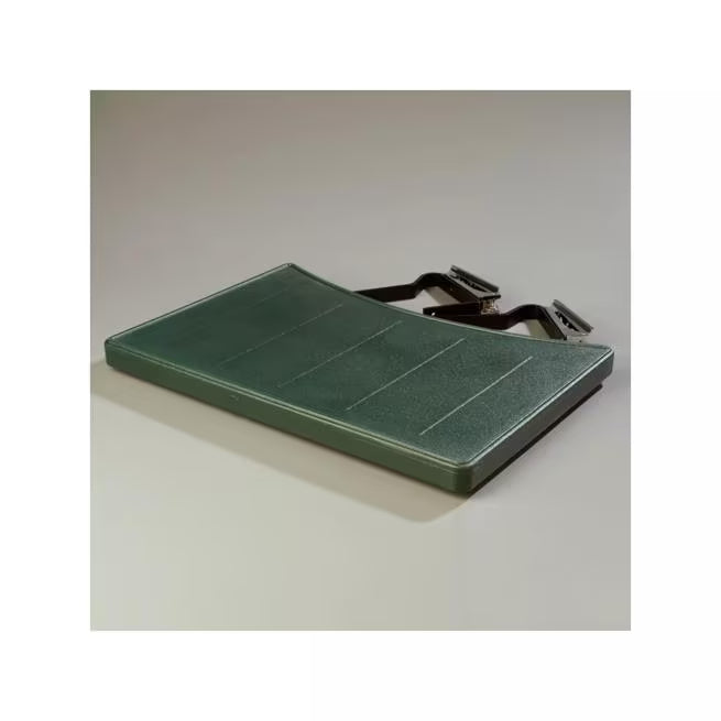 Expand your Maximizer food bar with the 17.5 x 25 Inch Forest Green End Shelf 772508. Durable polyethylene construction provides convenient additional space for trays, plates and serving essentials.