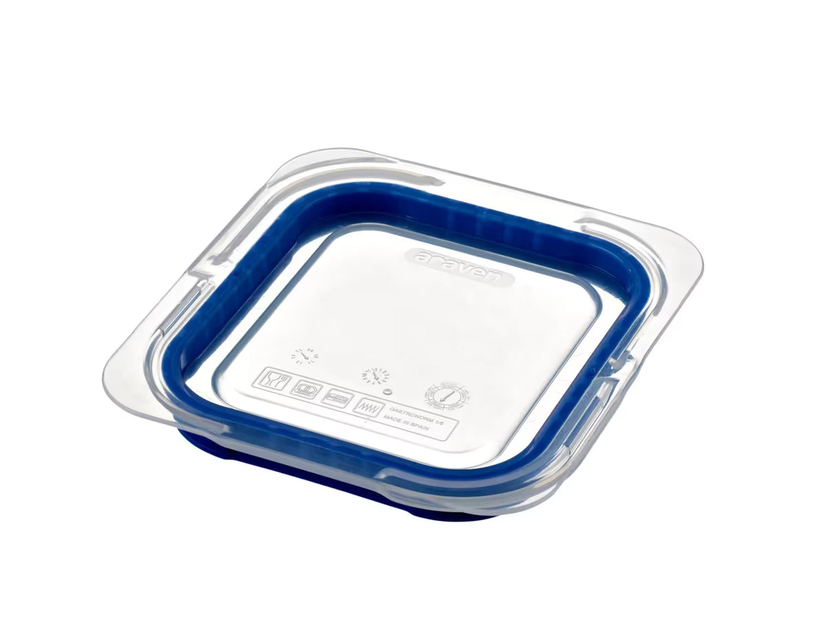Keep food fresh with the GN 1/6 Size Clear Polypropylene Airtight Lid 09852. Features a rubber seal, spill-proof design and GastroNorm sizing for secure commercial food storage.