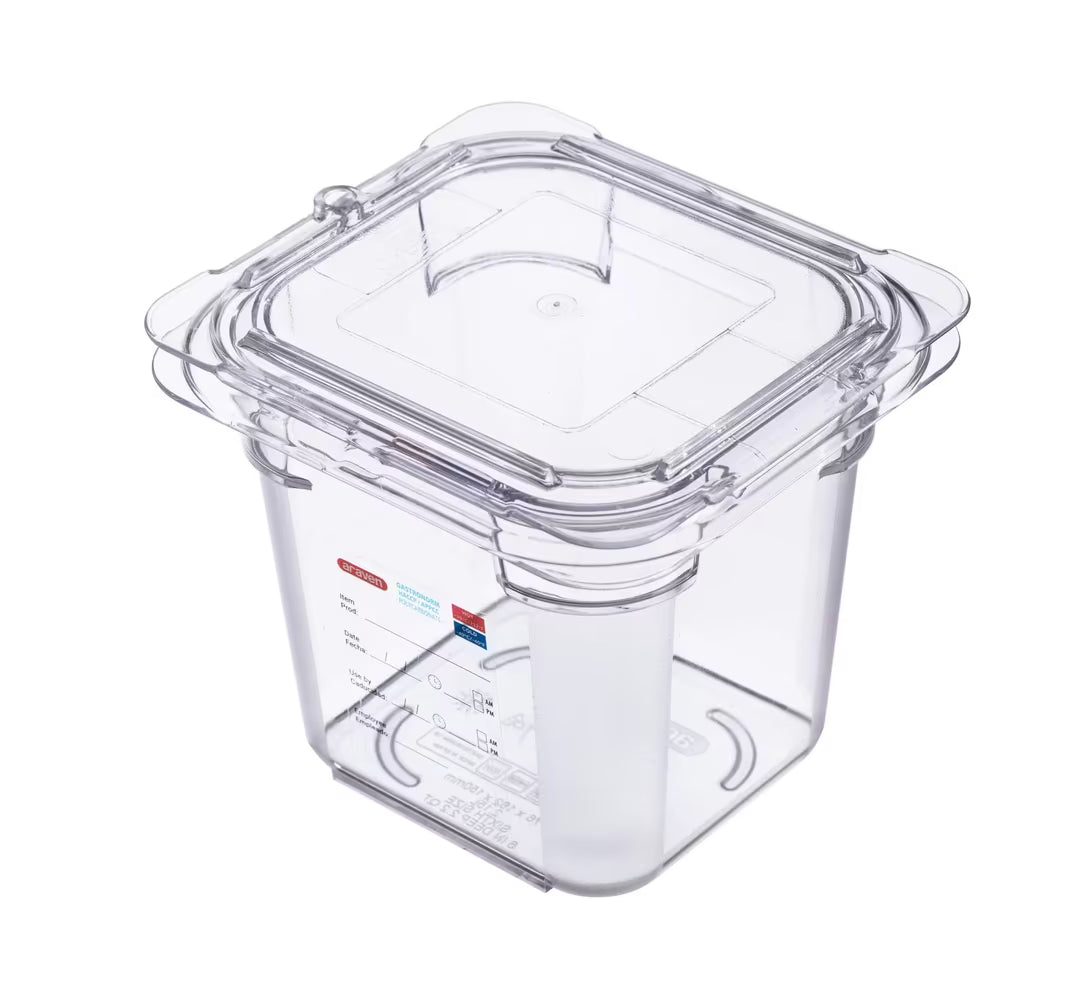 Organize food storage with the GN 1/6 Size 6 Inch Deep Clear Polycarbonate Food Pan 09839. Features an integrated traceability label, measuring scale, rounded edges and stain-resistant construction.