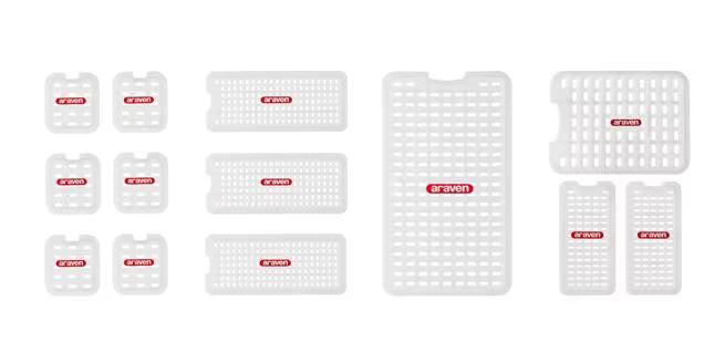 Preserve food efficiently with the GN 2/3 Size White HDPE Drain Tray 01923. Features a versatile design for meats, fruits, vegetables, and seafood, rounded edges, and easy cleaning.