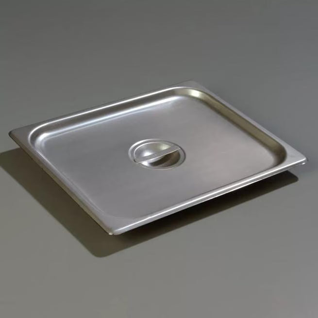 Protect food with the DuraPan Stainless Steel Steam Table Hotel Pan Handled Cover 1/2 Size 607120C. Features heavy gauge stainless steel construction and a comfortable concave handle.