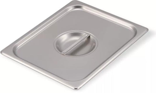 Protect food with the DuraPan Stainless Steel Steam Table Hotel Pan Handled Cover 1/2 Size 607120C. Features heavy gauge stainless steel construction and a comfortable concave handle.