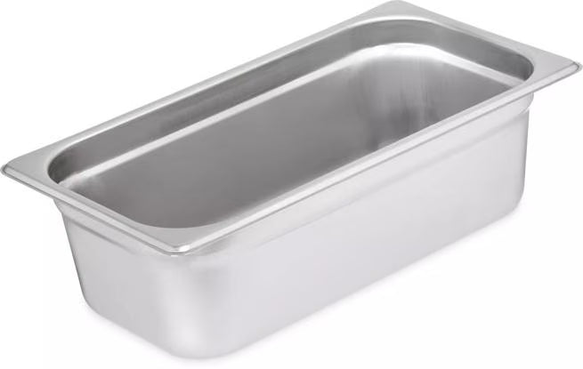 Prepare and serve food efficiently with the DuraPan Light Gauge Stainless Steel Steam Table Hotel Pan 1/3 Size 4 Inch Deep 607134. Features spoonable bottoms, freezer-to-oven versatility, and Coldmaster compatibility.