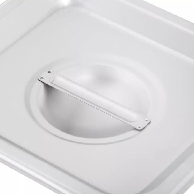 Protect food with the DuraPan Stainless Steel Steam Table Hotel Pan Handled Cover 1/6 Size 607160C. Features heavy gauge stainless steel construction and a comfortable concave handle.