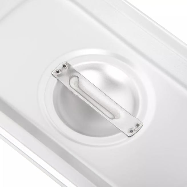 Protect food with the DuraPan Stainless Steel Steam Table Hotel Pan Handled Cover 1/9 Size 607190C. Features heavy gauge stainless steel construction and a comfortable concave handle.