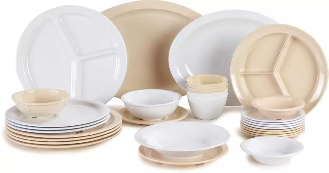 10" White Melamine Dinner Plate with break resistant, stain resistant construction. Ideal for restaurants, cafeterias, catering, and home dining.