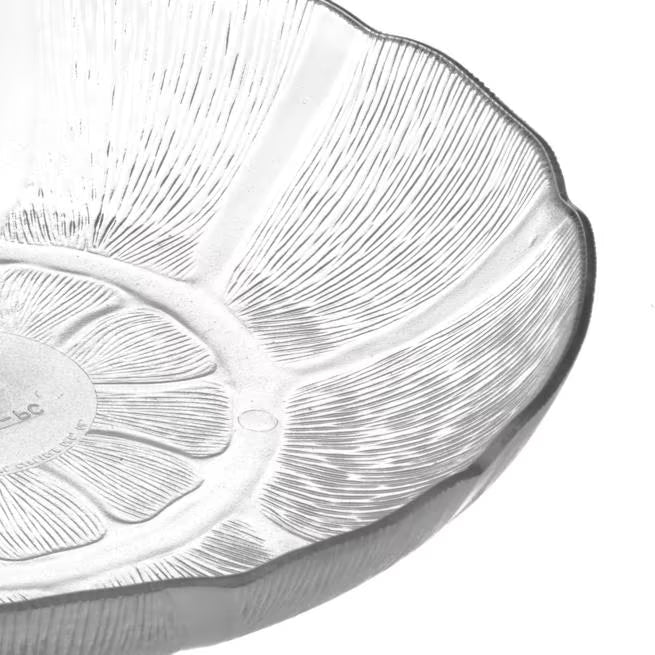 8 Inch Clear Polycarbonate Petal Mist Soup Salad Plate with 24 oz capacity and break resistant construction. Ideal for buffets, catering, restaurants, food bars, and home entertaining.