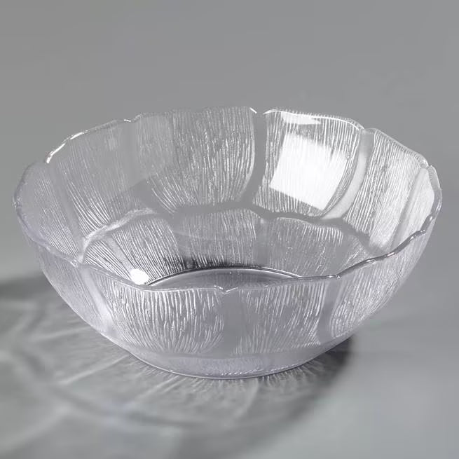 7-7/16 Inch Clear Polycarbonate Petal Mist Bowl with 1.3 qt capacity and break resistant construction. Ideal for buffets, catering, restaurants, food bars, and home entertaining.