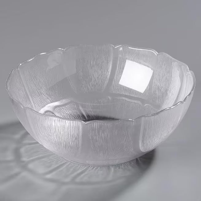 9 Inch Clear Polycarbonate Petal Mist Bowl with 2.4 qt capacity and break resistant construction. Ideal for buffets, catering, restaurants, food bars, and home entertaining.