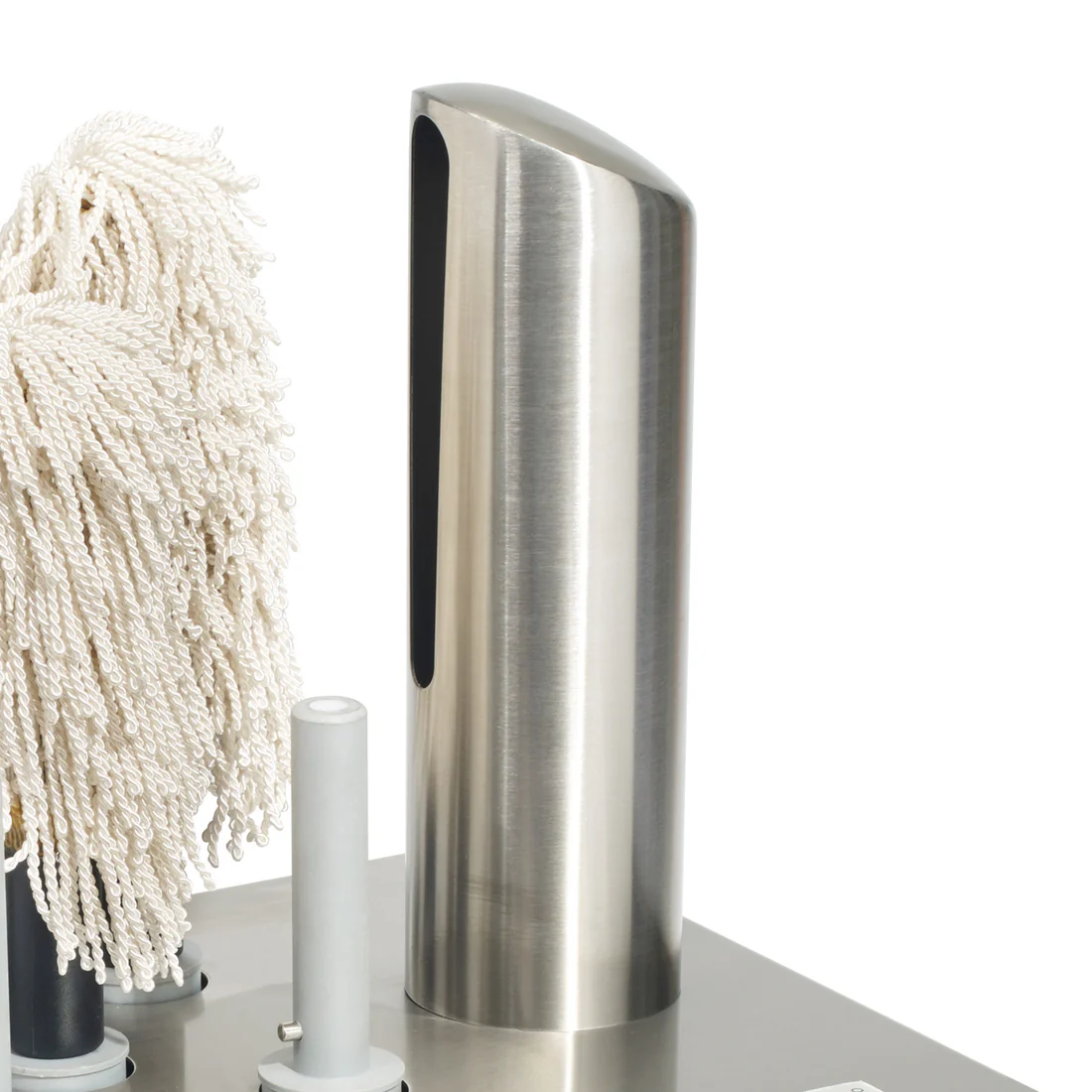 Bar Maid Long Blower Tube this accessory ensures a thorough, streak-free polish even on hard-to-reach areas, maintaining the brilliance and clarity of your glassware.