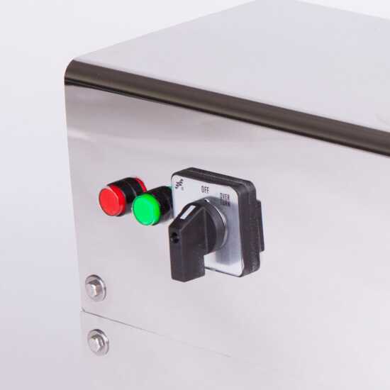 Prepline FM32 HUB 32 meat grinder with 2 HP motor, designed for high-capacity meat grinding in commercial kitchens and butcher shops.