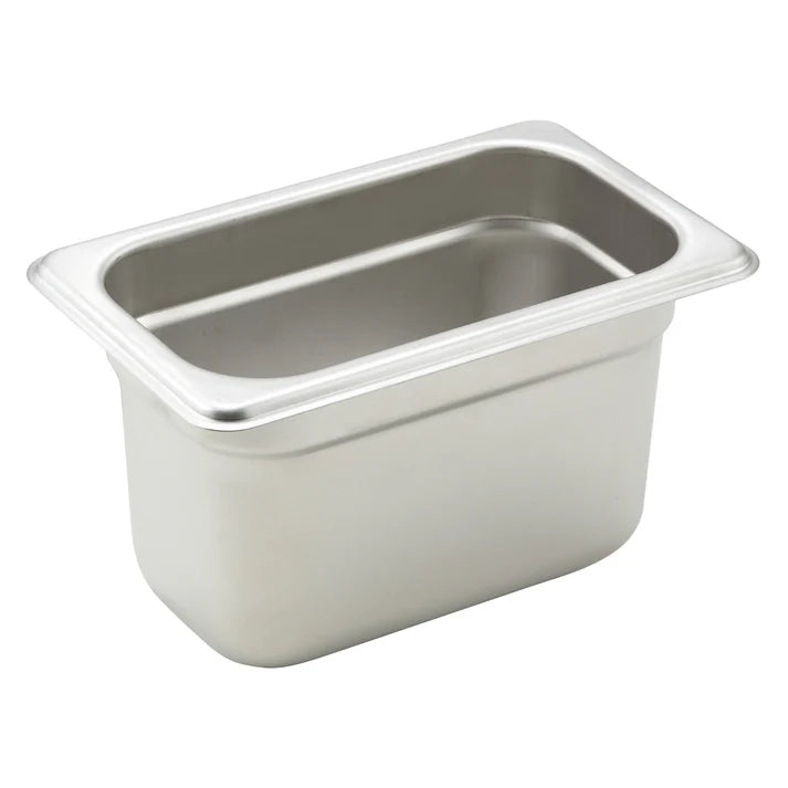 Steam Pan fits snugly on a steam table while its flattened edge prevents steam from escaping around the pan. This model is constructed from durable 22 gauge 18/8 stainless steel. For added convenience, the steam pan can be stacked to save space while its anti-jam design ensures hassle-free separation. This pan is perfect for holding and serving signature casseroles, salads, and more. This model is also NSF listed.