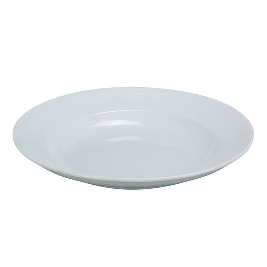Yanco Rim Soup Bowl PA-309 is a stylish and functional addition to any restaurant or catering establishment. Designed with a wide rim for an elegant presentation, this bowl is perfect for serving soups, bouillons, salads, and main courses. Crafted from high-quality porcelain, it is resistant to scratches and chips, ensuring durability for heavy use. The classic white color enhances food presentation, while its microwave, oven, and dishwasher-safe design provides convenience in busy kitchens.