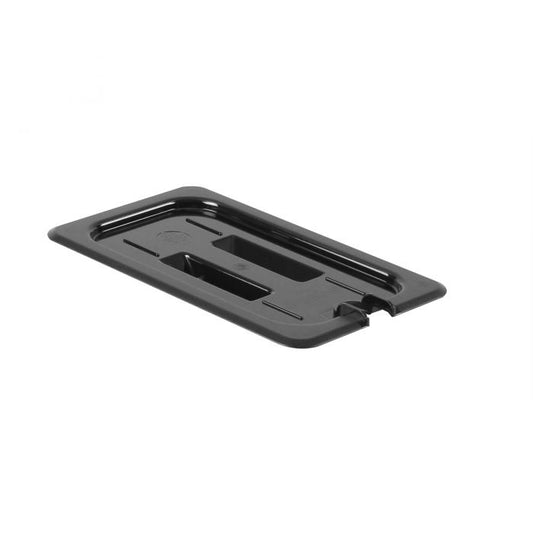 Thunder Group Slotted Cover For Quarter Size Food Pan is a dependable solution for commercial kitchens that prioritize durability and efficiency. Designed to fit quarter-size food pans, this solid cover is made from high-quality polycarbonate, offering excellent resistance to breakage and scratching. Its clear construction allows for easy visibility of contents without the need to remove the lid, helping streamline kitchen operations. A built-in handle ensures a secure grip for quick and convenient use. 