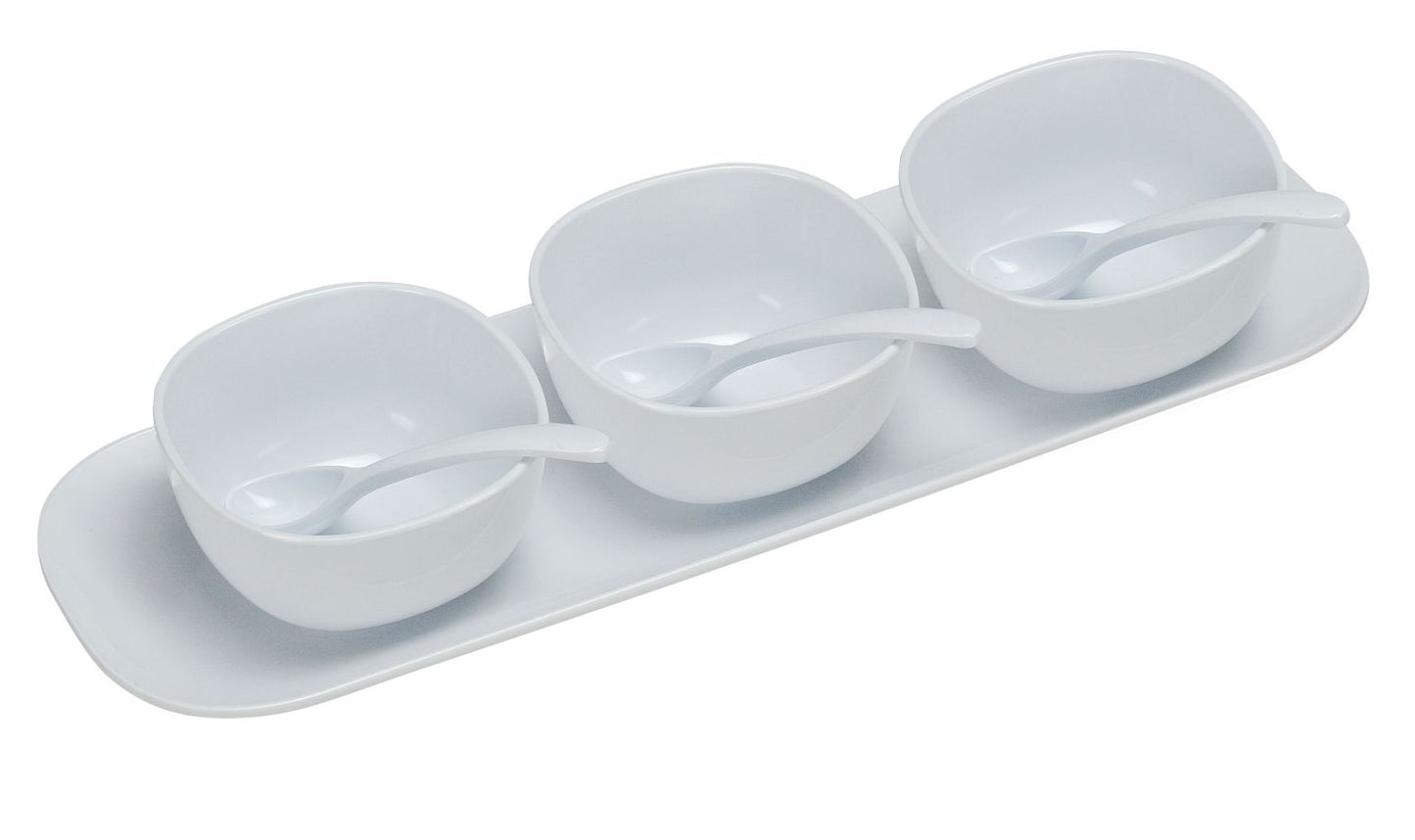 Yanco Condiment Bowl Set RM-9002 12/Set is a stylish and practical addition to any dining establishment. Made from high-quality melamine, this set mimics the appearance of ceramic while offering superior durability and resistance to chipping or staining. Ideal for serving herbs, spices, dips, and sauces, this set is perfect for fine-dining restaurants, catered events, outdoor dining areas, and hotels. 