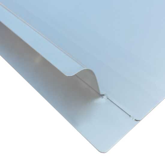 The Prepline PRSG-18 stainless steel sink end splash guard fits compartment sinks with 18" width bowls, preventing water splashes and maintaining a clean, hygienic environment in busy commercial kitchens.