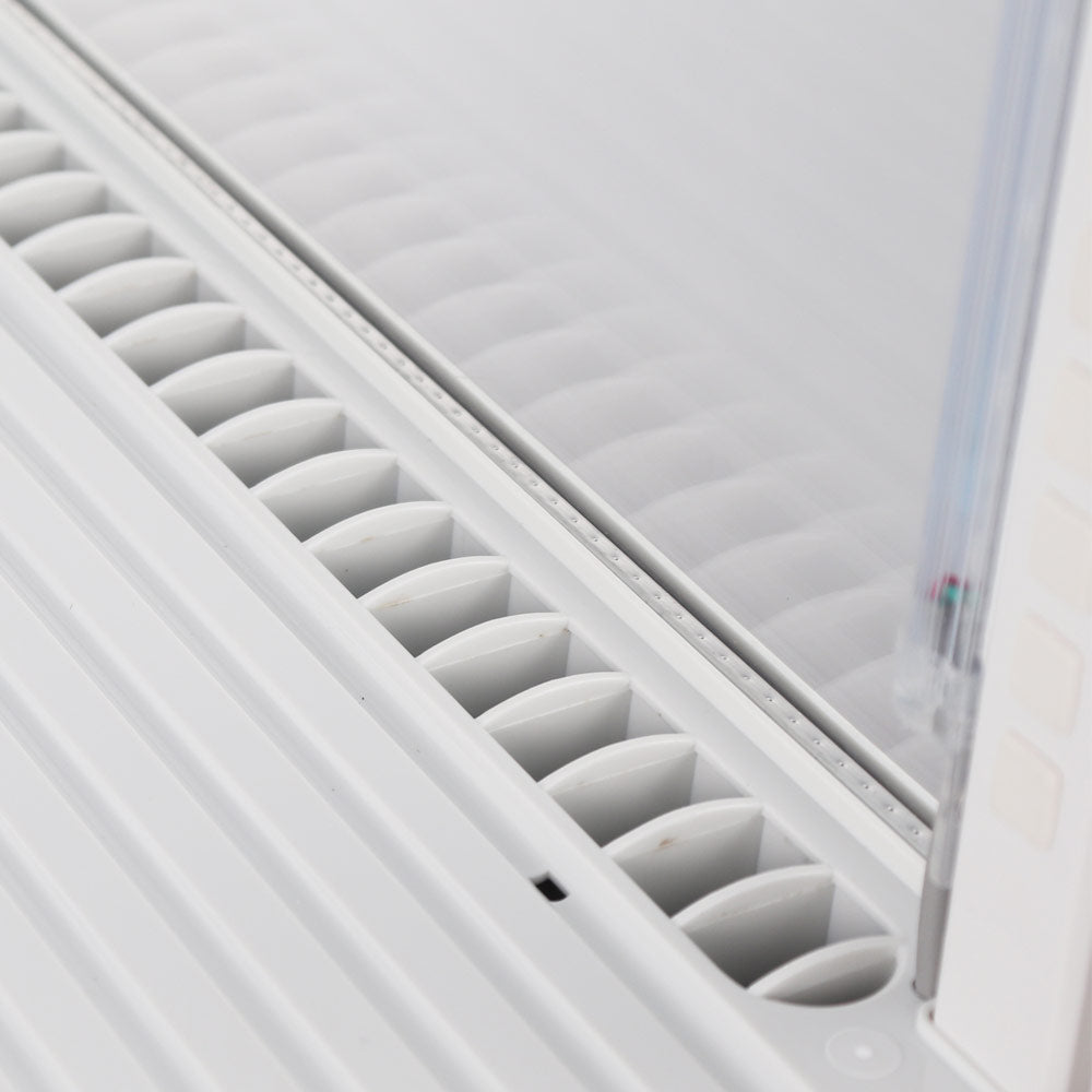 Marchia MDC78W White Countertop Refrigerated Glass Display Case with LED lighting. Features a modern white design for cooling and displaying food items with clear visibility and efficient lighting.
