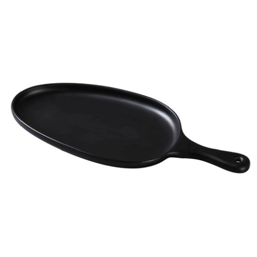 Yanco Pan Plate with Handle MO-809BK Crafted from high-quality melamine, this plate boasts a sleek matte finish in an elegant black hue that will impress even the most discerning guests. The organic shape of the plate, with its unique curves and contours, adds a touch of sophistication to any dish you serve. The plate also features a convenient handle for easy carrying and serving.