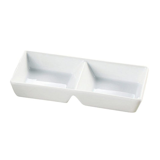 Yanco Two Divided Tray ML-729 is a stylish and functional addition to any dining establishment. Made from high-quality porcelain with a glossy glaze finish, this tray offers excellent durability and reliability. Its two-compartment design is perfect for serving sauces, condiments, olives, appetizers, and desserts. Ideal for fine-dining restaurants, catered events, and hotels, this tray enhances table presentation while ensuring convenience. 