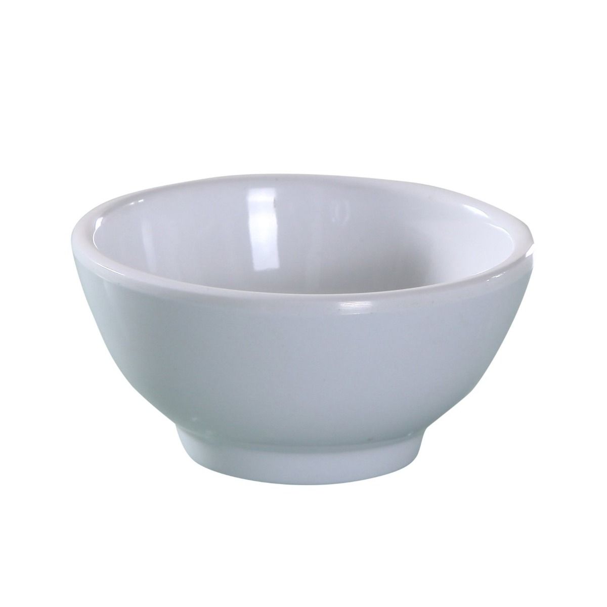 Yanco Sauce Bowl VE-003 is a durable and stylish option for serving sauces, dips, spices, and herbs in any food-service setting. With a 4 oz. capacity and a 3.5-inch diameter, this bowl is made from high-quality melamine, offering the appearance of ceramic while being resistant to chipping, breaking, and staining. Designed with an elegant Italian-inspired aesthetic, it seamlessly complements a variety of restaurant décors, from casual cafés to upscale dining establishments. 