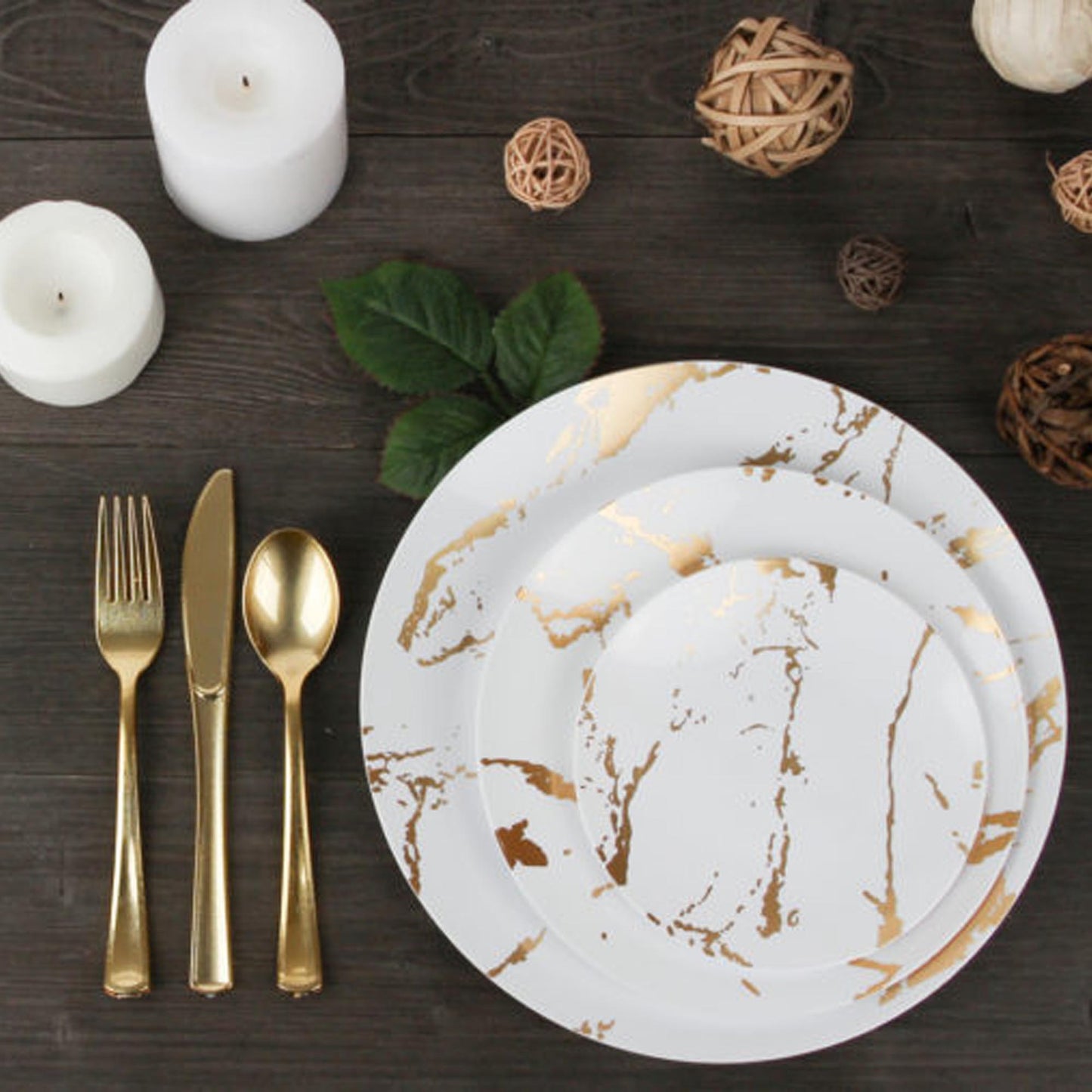 Plastic Party Plates Household Supplies Disposable Plastic Plates Bbq plates fancy disposable plates heavy duty plates classic elegant sturdy plates reusable wedding dinner salad dessert plates catering high quality birthday anniversary plating
