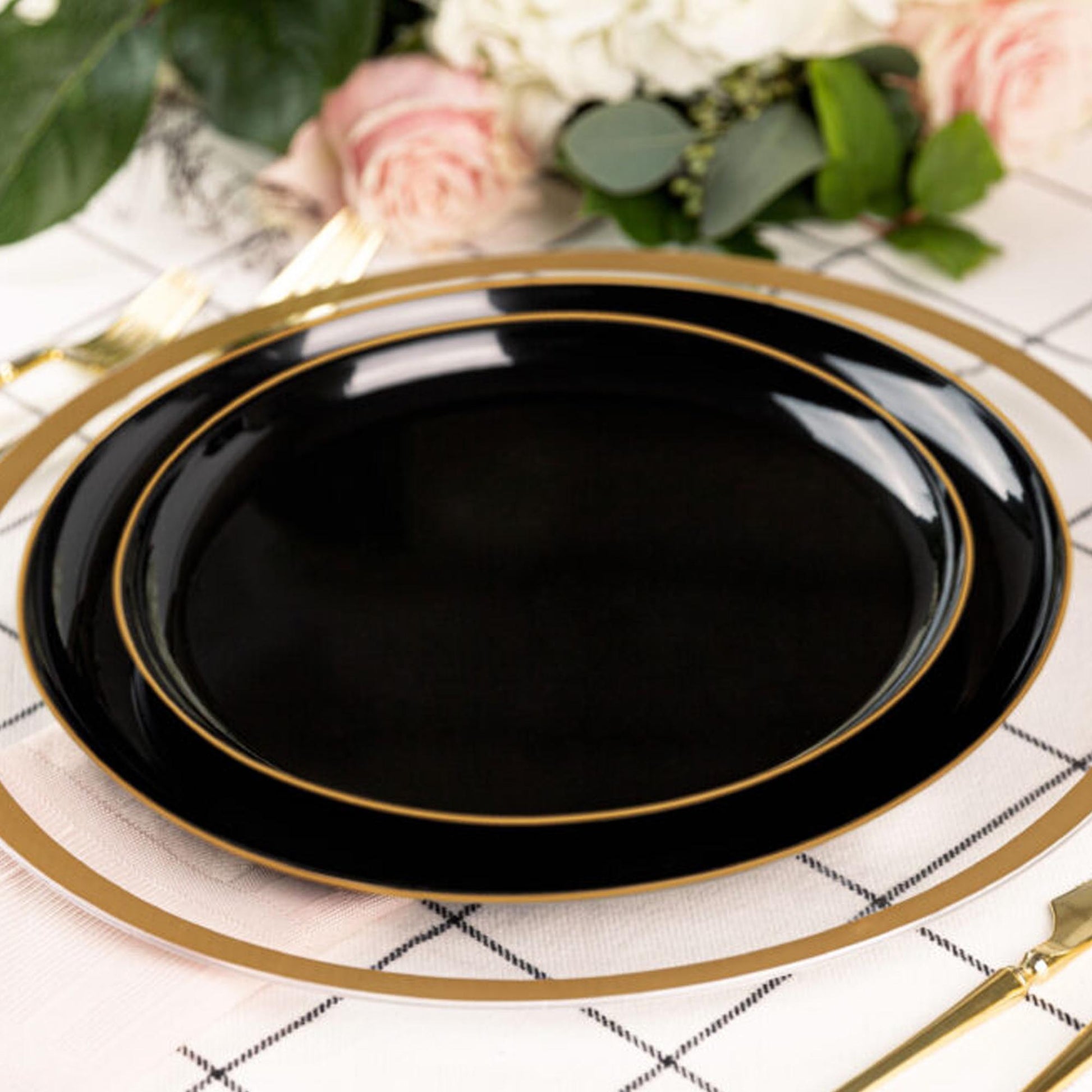 Plastic Party Plates Household Supplies Disposable Plastic Plates Bbq plates fancy disposable plates heavy duty plates classic elegant sturdy plates reusable wedding dinner salad dessert plates catering high quality birthday anniversary plating