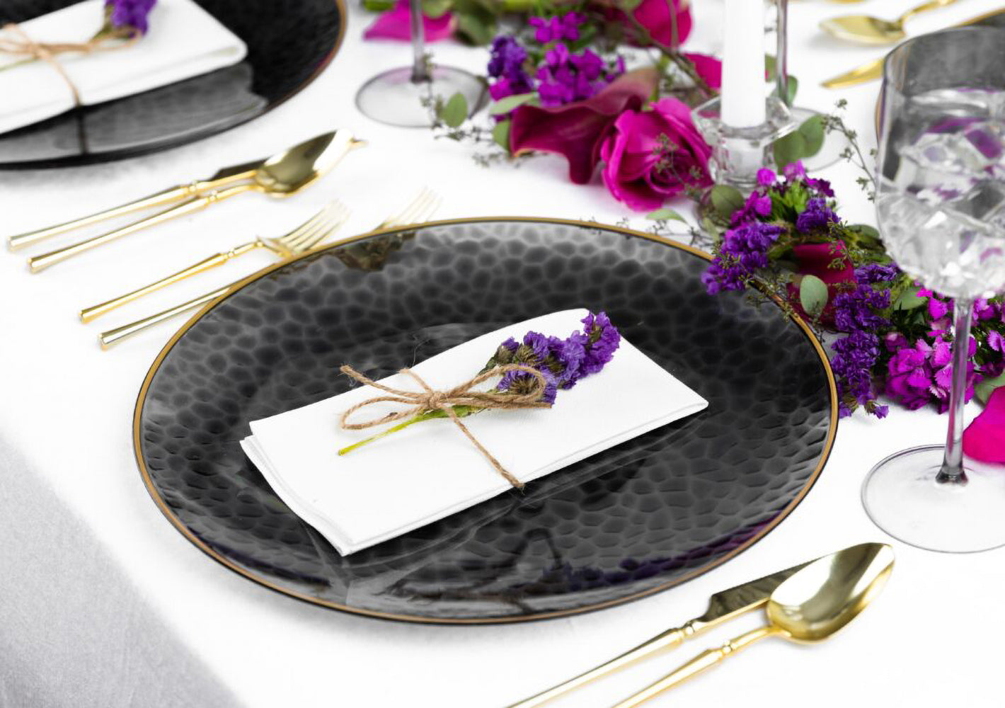 Plastic Party Charger Plates Household Supplies Disposable Plastic Charger Plates Bbq plates fancy disposable charger plates heavy duty Charger plates classic elegant sturdy Charger plates reusable wedding dinner salad dessert Charger plates catering high quality birthday anniversary charger plating