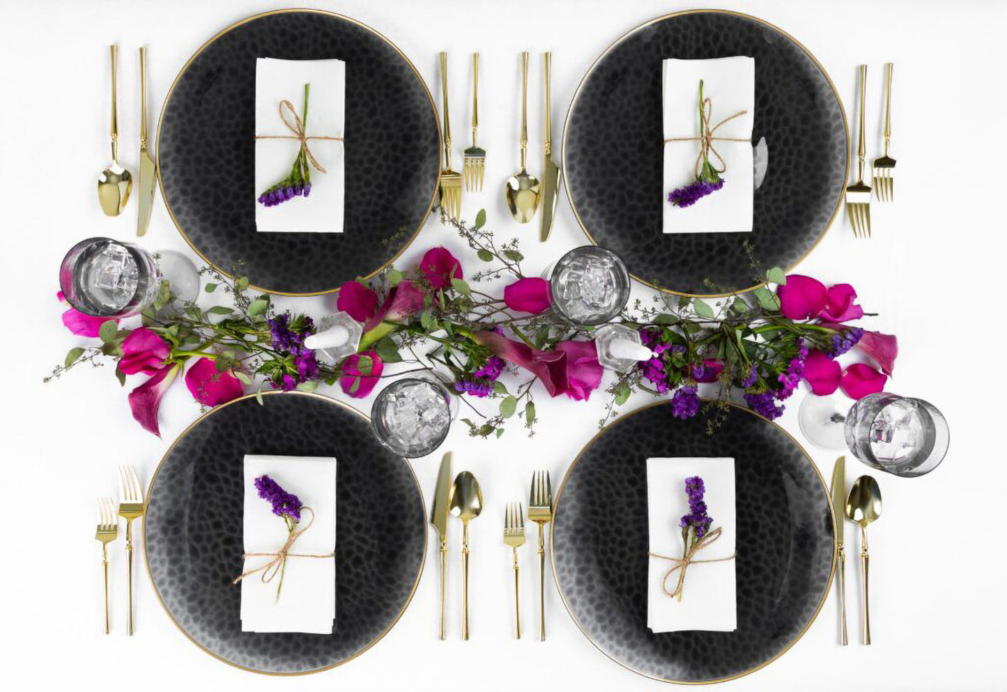 Plastic Party Charger Plates Household Supplies Disposable Plastic Charger Plates Bbq plates fancy disposable charger plates heavy duty Charger plates classic elegant sturdy Charger plates reusable wedding dinner salad dessert Charger plates catering high quality birthday anniversary charger plating