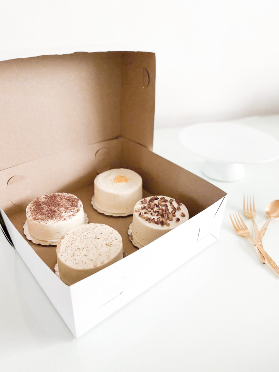 Catering Restaurant Cafe Buffet Event Party  Restaurant Food Trucks Caterers take out sustainable  affordable bulk economical commercial wholesale  Ecofriendly  Paper Cardboard  Recyclable for Pastries  Cookies  Cakes  Pies  Gift Box  Baby Shower  White Kraft Paperboard for Home or Retail  6 x 6 x 3 Inches  White Bakery Pastry Boxes