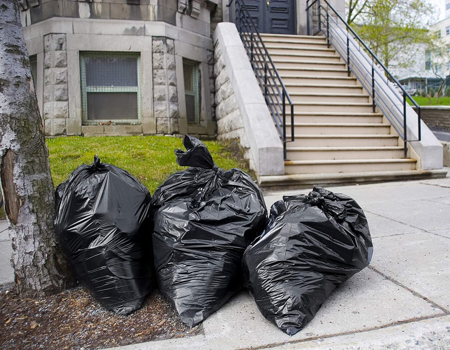 58 Gallon Extra Heavy Duty thickness 2.8 mil 40"W x 58"H Black Garbage Bags 100/Case
