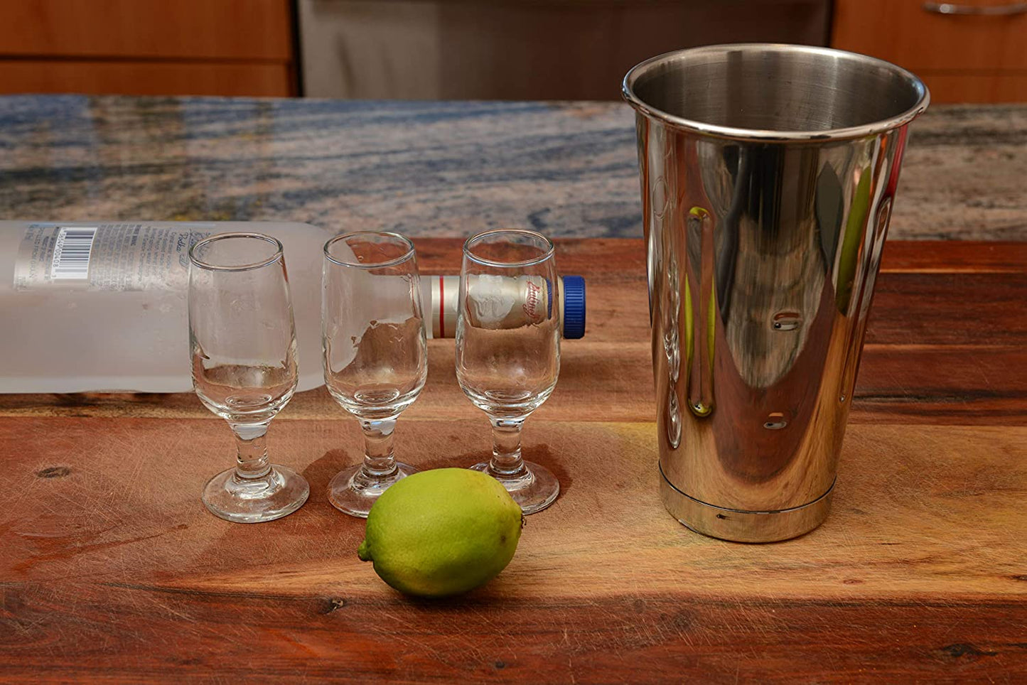 30 oz Stainless Steel Bar Shaker - Cocktail Shaker - Commercial, Professional Bartender Shaker, Bar Supplies
